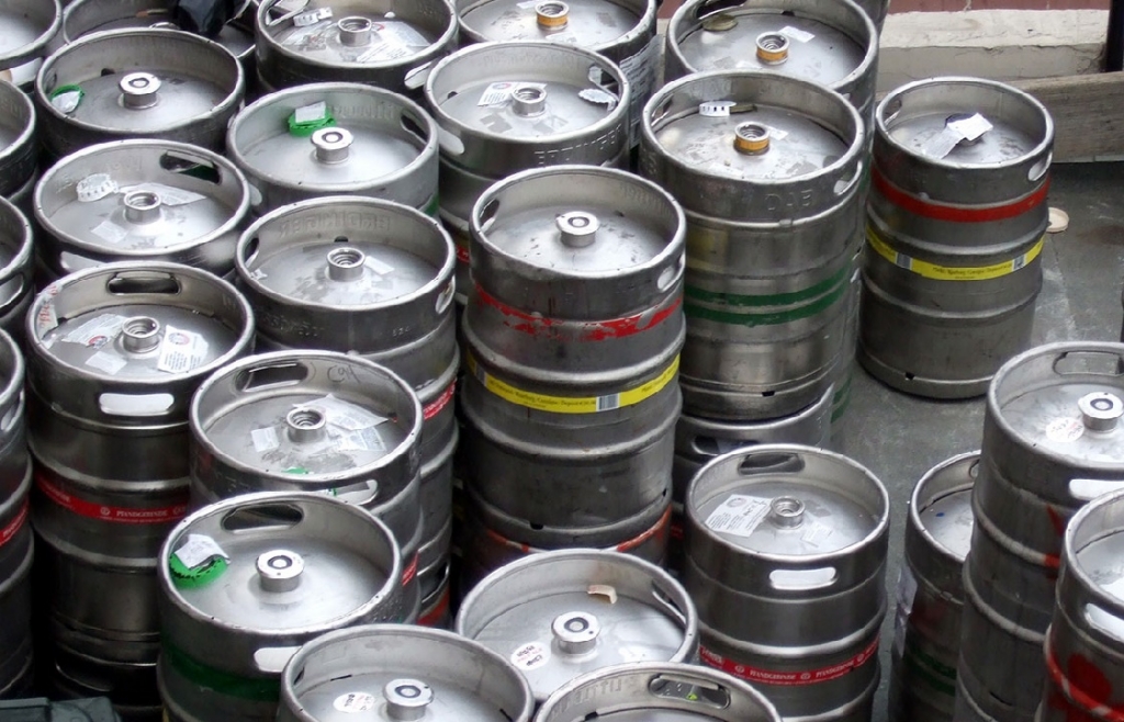 Особенности пива: доставка в кегах